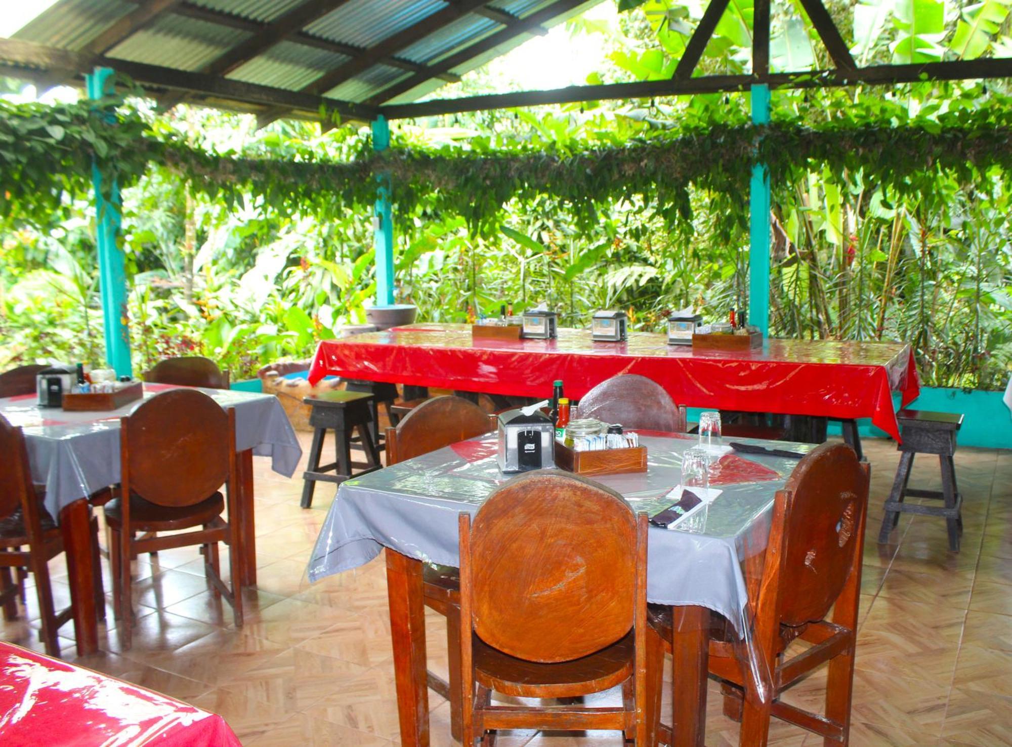 Posada Rio Celeste La Amistad Exterior photo