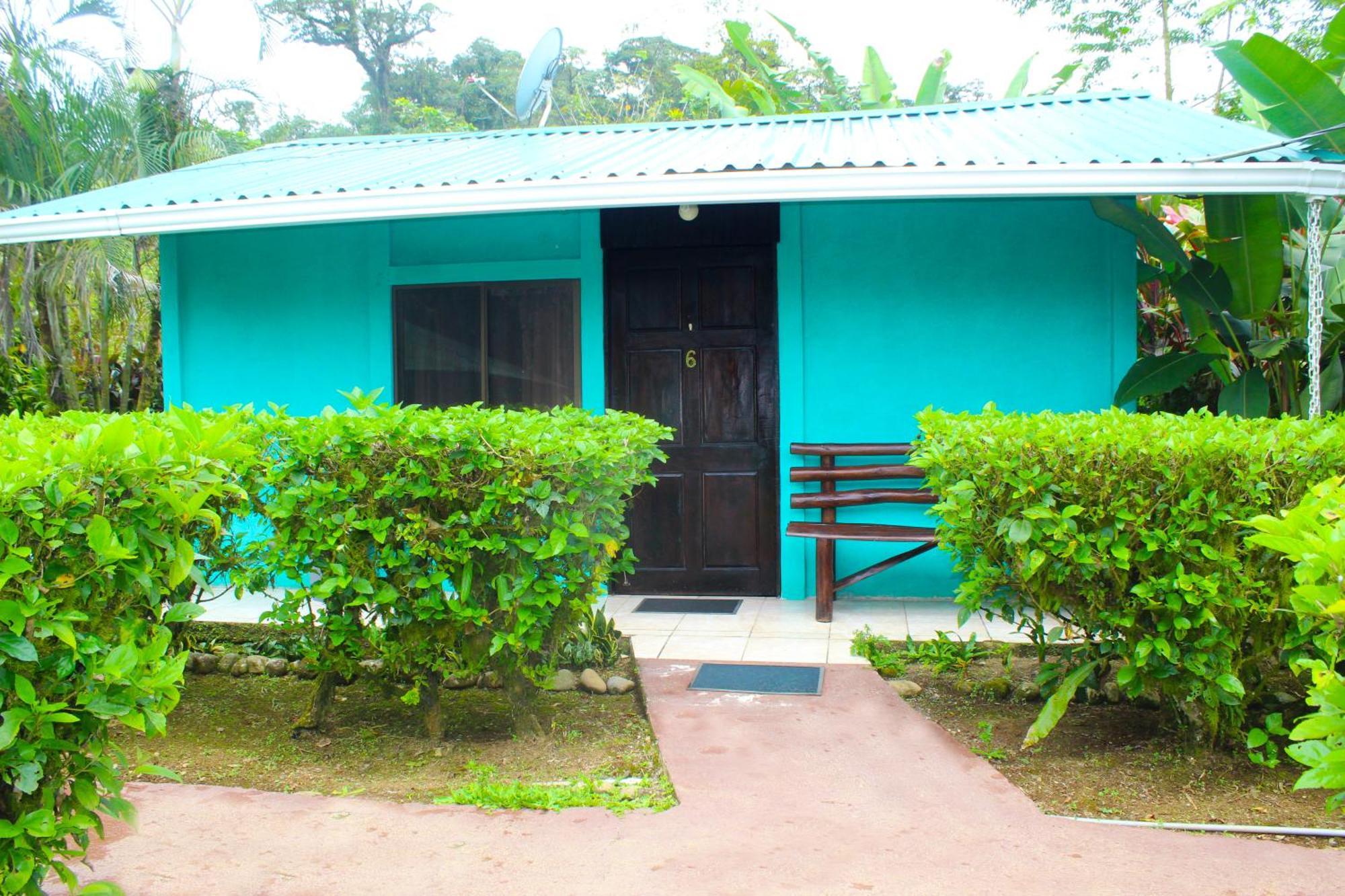 Posada Rio Celeste La Amistad Exterior photo